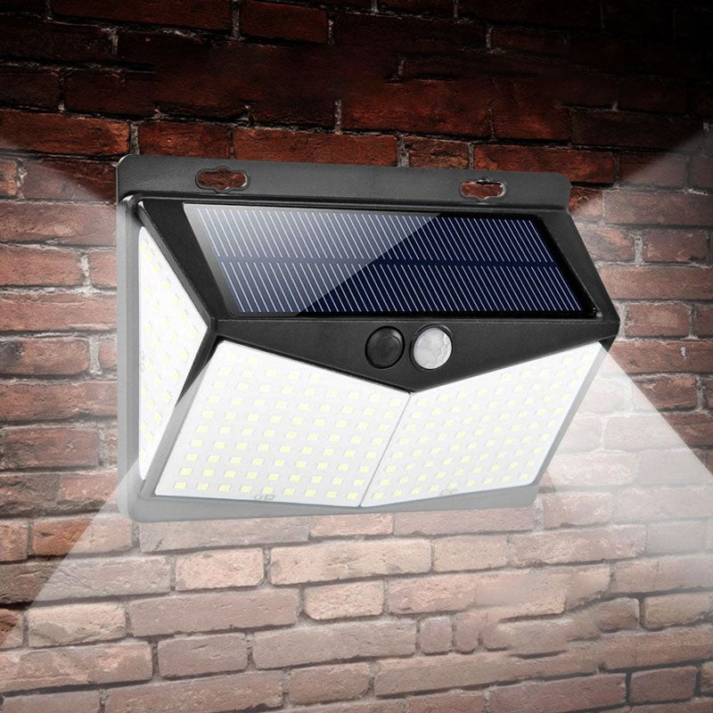 Raxiva outdoor solar light device